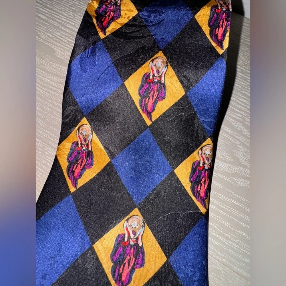 RM Style Ralph Marlin The Scream Diamond Pattern 100% Silk Novelty Necktie